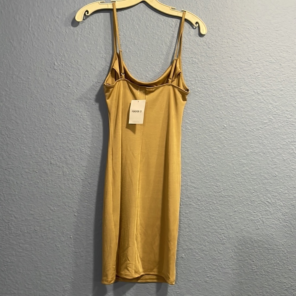 019: FOREVER 21 slinky form-fitting mini dress in cappuccino in women’s  Small - Picture 10 of 15